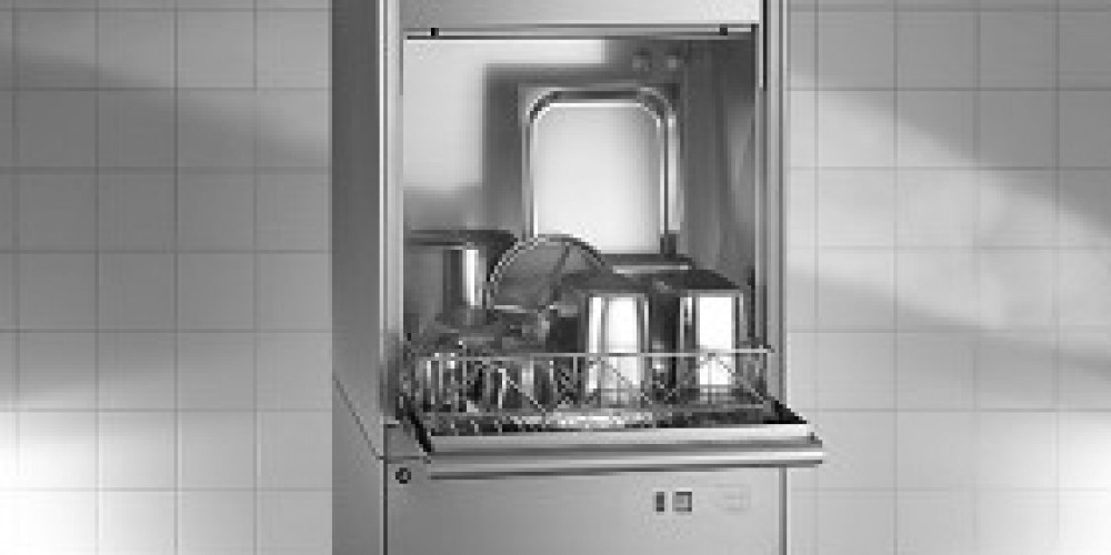 New professional winterhalter dishwasher by Louter